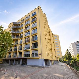 Prodej bytu 2+1 95 m&sup2; Praha