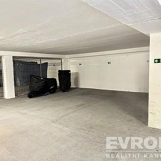 Prodej parkovacího místa 14 m² Praha Podolí, Pod Klaudiánkou