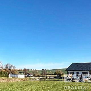 Prodej stavební parcely 1071 m&sup2; Dolní Kralovice