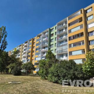 Prodej bytu 3+1 74 m² Praha Braník, Novodvorská