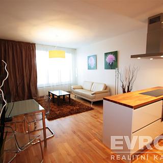 Pronájem bytu 2+kk 57 m&sup2; Praha