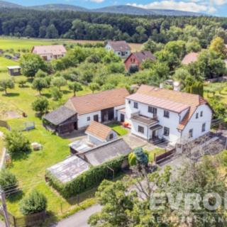 Prodej rodinného domu 220 m² Podbrdy