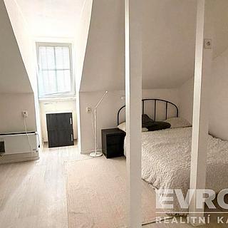Pronájem bytu 2+kk 49 m&sup2; Praha