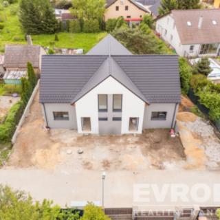 Prodej rodinného domu 129 m² Kostelec nad Labem, Letná