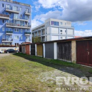 Pronájem garáže 17 m² Praha