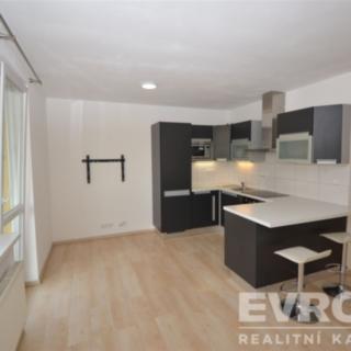 Pronájem bytu 2+kk 55 m² Klecany