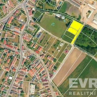 Prodej stavební parcely 2 432 m² Jíkev