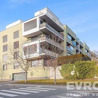 Prodej bytu 4+kk 117 m&sup2; Praha