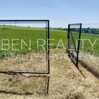 Pronájem zahrady 1 400 m² Pohořelice, Růžová
