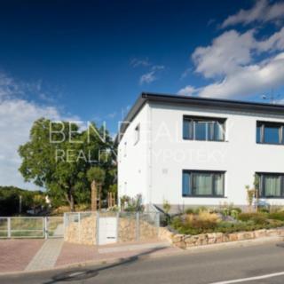 Pronájem rodinného domu 140 m² Zlín Kudlov, Václavská
