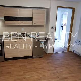 Pronájem bytu 1+kk a garsoniéry 25 m² Kvasice, Bělovská