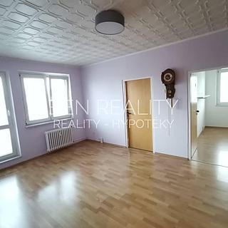 Pronájem bytu 3+1 70 m² Zlín