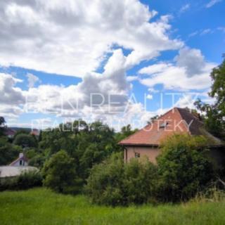 Prodej stavební parcely 3528 m² Zlín