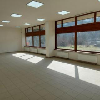 Pronájem obchodu 147 m² Vsetín, Jasenická