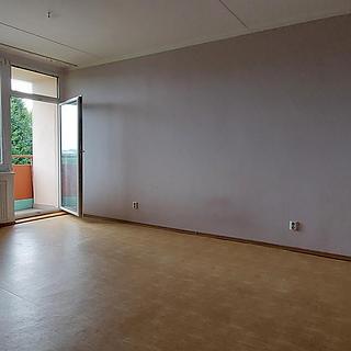 Pronájem bytu 1+kk a garsoniéry 37 m² Valašské Meziříčí, Luční