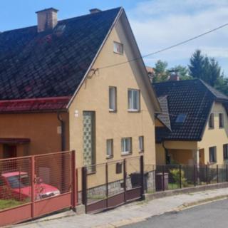 Prodej rodinného domu 106 m² Vsetín, Podsedky