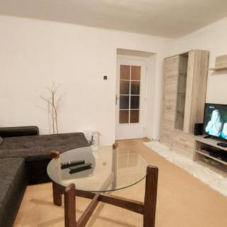 Pronájem bytu 2+1 64 m² Valašské Meziříčí, Nerudova