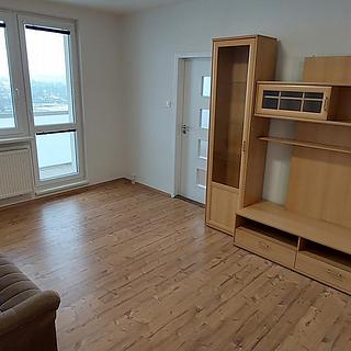 Pronájem bytu 2+1 45 m&sup2; Valašské Meziříčí