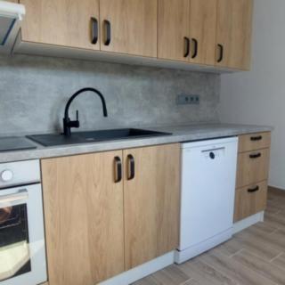 Pronájem bytu 2+1 57 m² Valašské Meziříčí