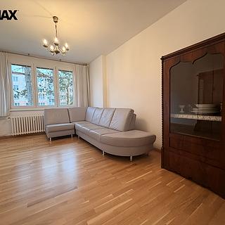 Prodej bytu 3+1 67 m² Mariánské Lázně Úšovice, Hroznatova
