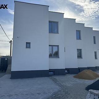 Prodej činžovního domu 700 m² Cheb Hradiště, karlovarská 33