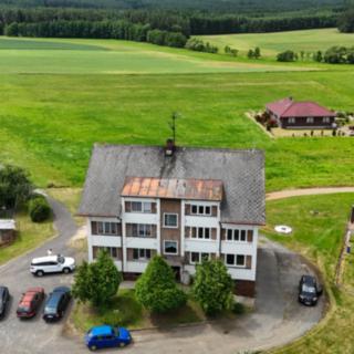 Pronájem bytu 3+1 75 m² Mezholezy