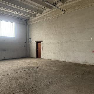 Pronájem garáže, 72m&sup2;