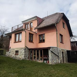 Prodej rodinného domu 160 m&sup2; Dlažov