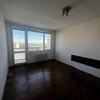 Prodej bytu 2+1 62 m² Chomutov, Holešická