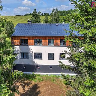 Pronájem bytu 2+1 61 m² Liberk Uhřínov