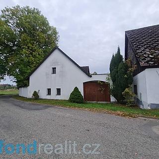 Pronájem rodinného domu 141 m&sup2; Hatín