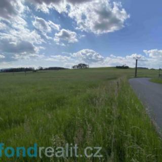 Prodej stavební parcely 1 400 m² Planá Pavlovice
