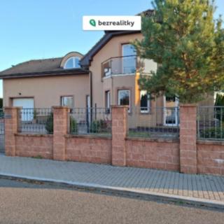 Prodej rodinného domu 290 m² Modletice