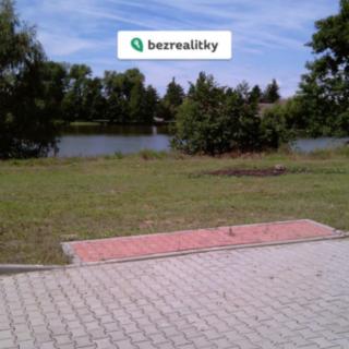 Prodej stavební parcely 844 m² Květnice, Nad Rybníkem