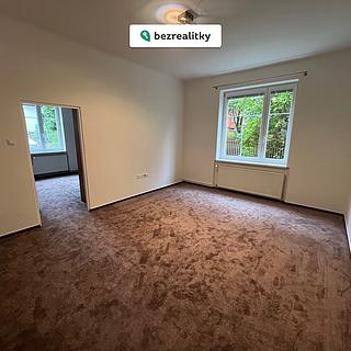 Prodej bytu 3+1 71 m² Liberec VII-Horní Růžodol, Kubelíkova