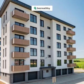 Prodej bytu 1+kk a garsoniéry 34 m² Uherský Brod, Prakšická