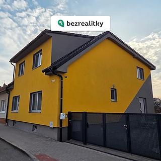 Prodej rodinného domu 191 m&sup2; Holasice