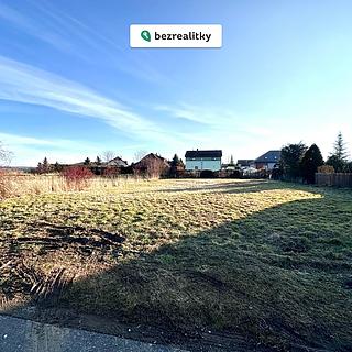 Prodej stavební parcely 1 008 m² Křenice, Příčná