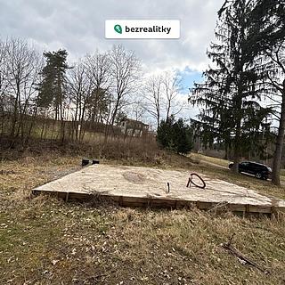 Prodej stavební parcely 652 m² Holubov