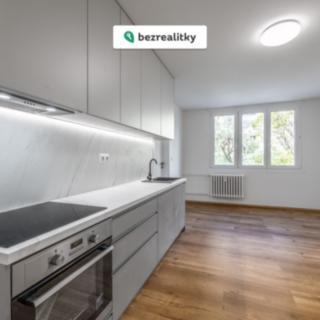 Prodej bytu 3+kk 60 m² Praha Kamýk, Zárubova