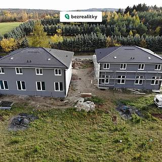 Prodej bytu 5+kk 157 m² Unhošť