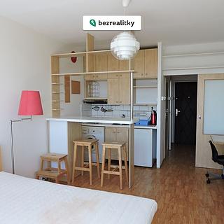 Prodej bytu 1+kk, garsoniery 24 m² Praha