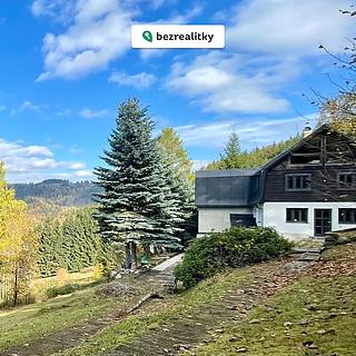 Prodej rodinného domu 271 m² Desná II, Pustinská