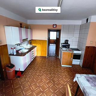 Prodej rodinného domu 235 m&sup2; Radimovice u Želče