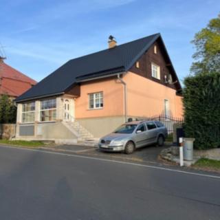 Prodej rodinného domu 250 m² Šindelová