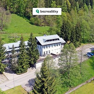 Prodej bytu 1+kk a garsoniéry 46 m² Jablonec nad Jizerou Buřany