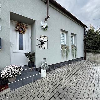 Prodej rodinného domu 140 m&sup2; Týnec