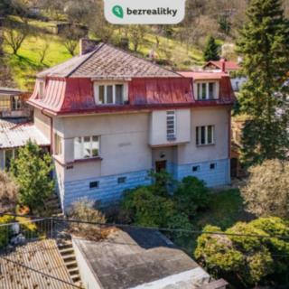 Prodej rodinného domu 300 m² Všenory