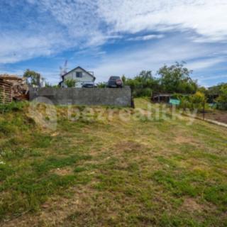 Prodej stavební parcely 1 660 m² Popůvky