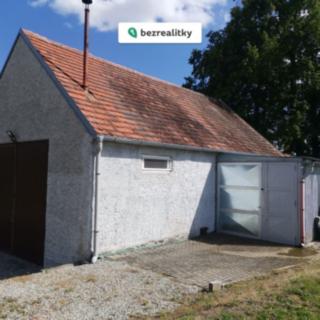 Prodej komerčního pozemku 176 m² Truskovice